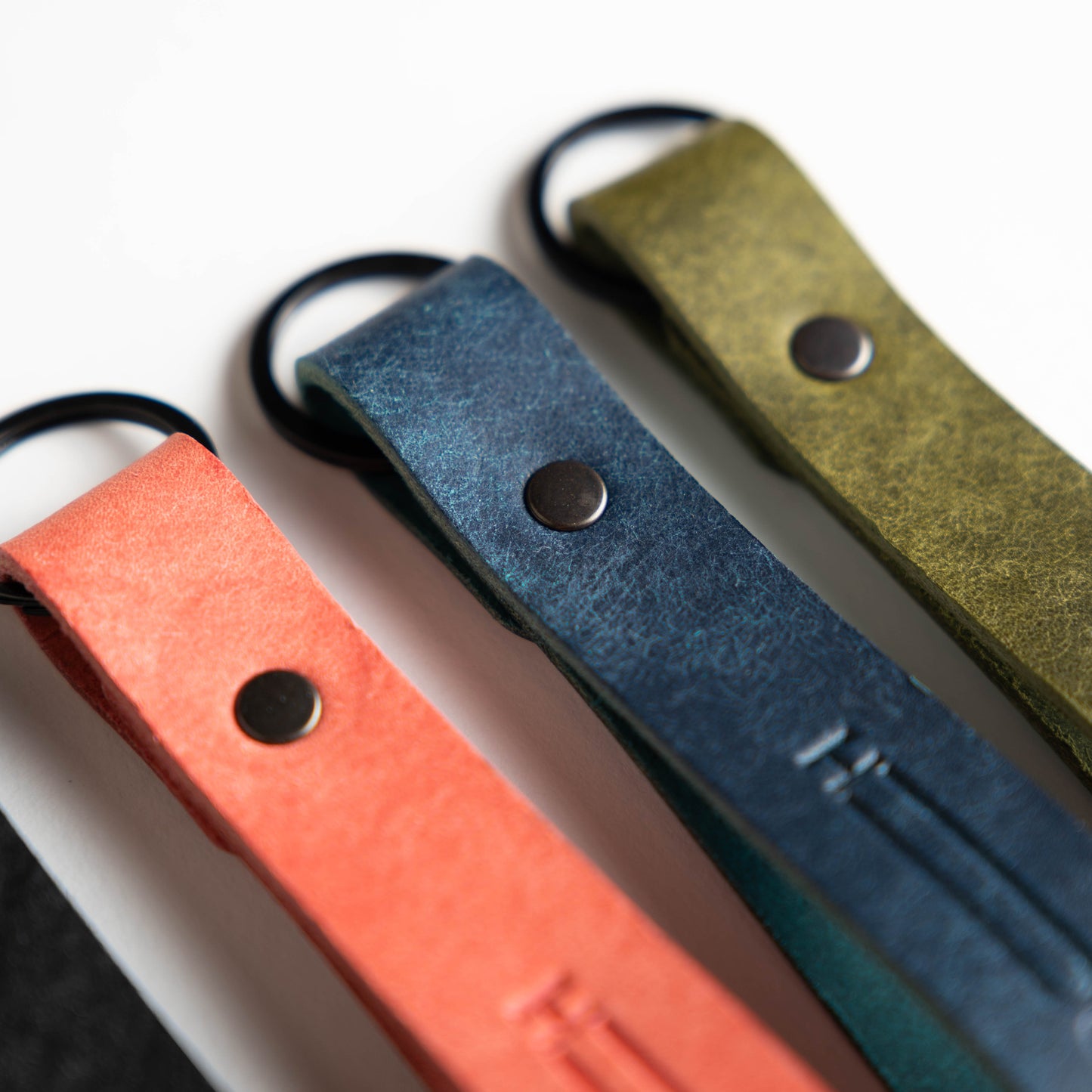 Nomad Strap mit schwarzer Hardware