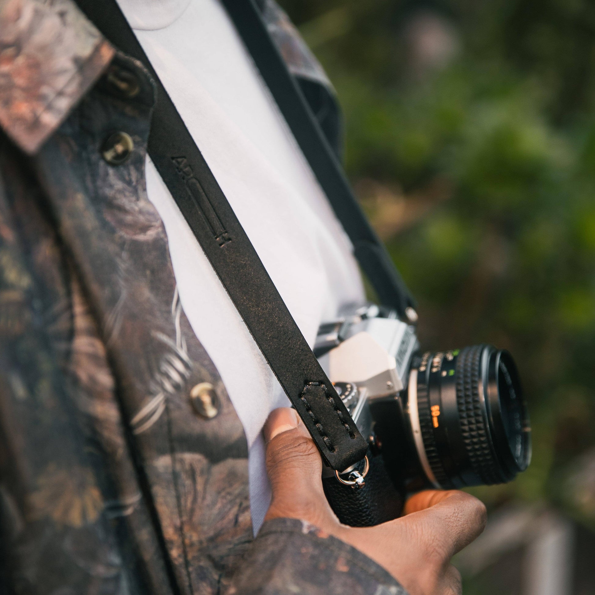 005 Neck Pad Camera Strap Leather Camera Strap Arch Appearance Black Short / 72 cm / 28"