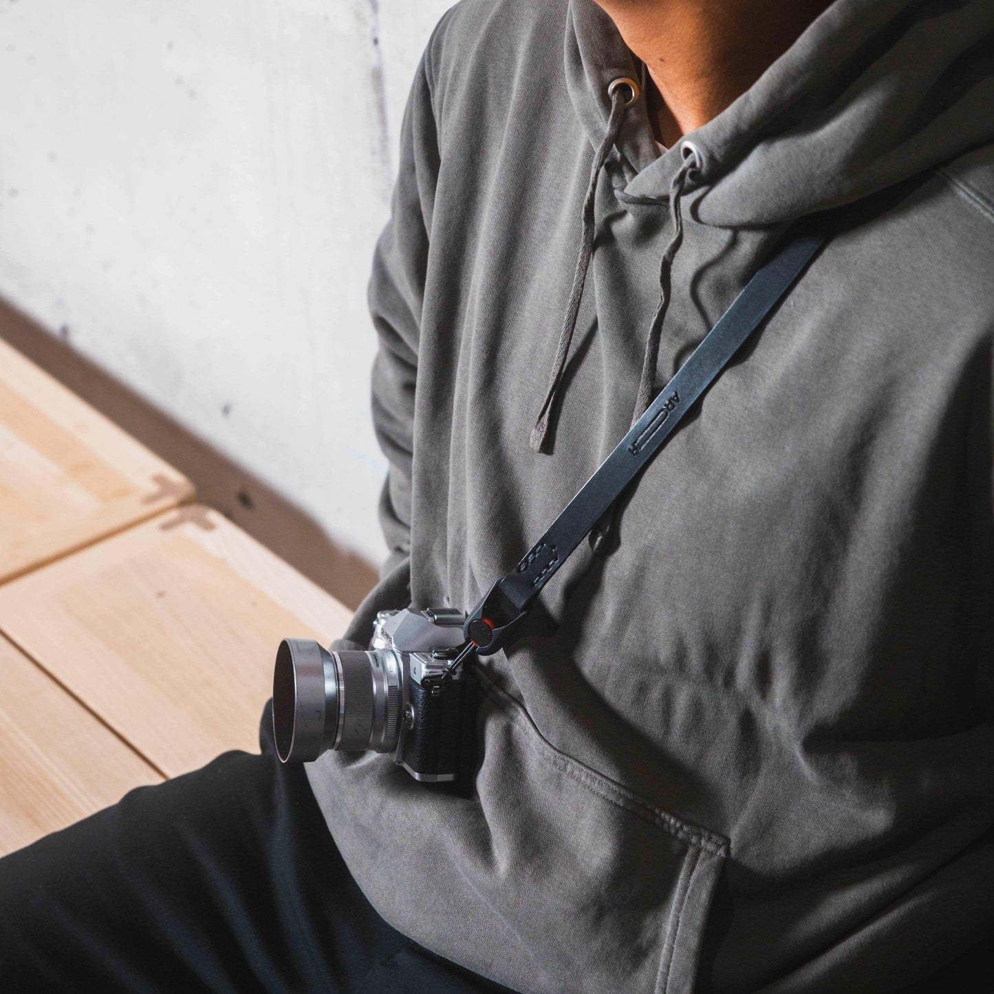 004 Original Leather Camera Strap with Peak Design Leather Camera Strap Arch Appearance Black Short / 72 cm / 28"