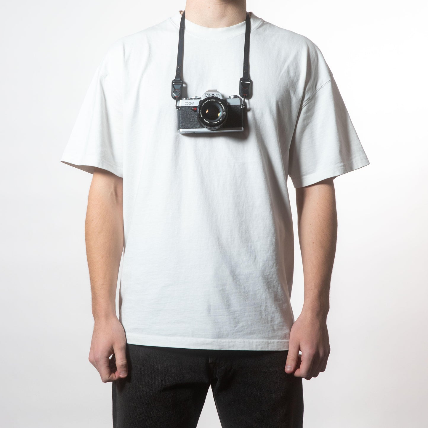 002 Slim Leather Camera Strap (Peak Design) - Arch Appearance
