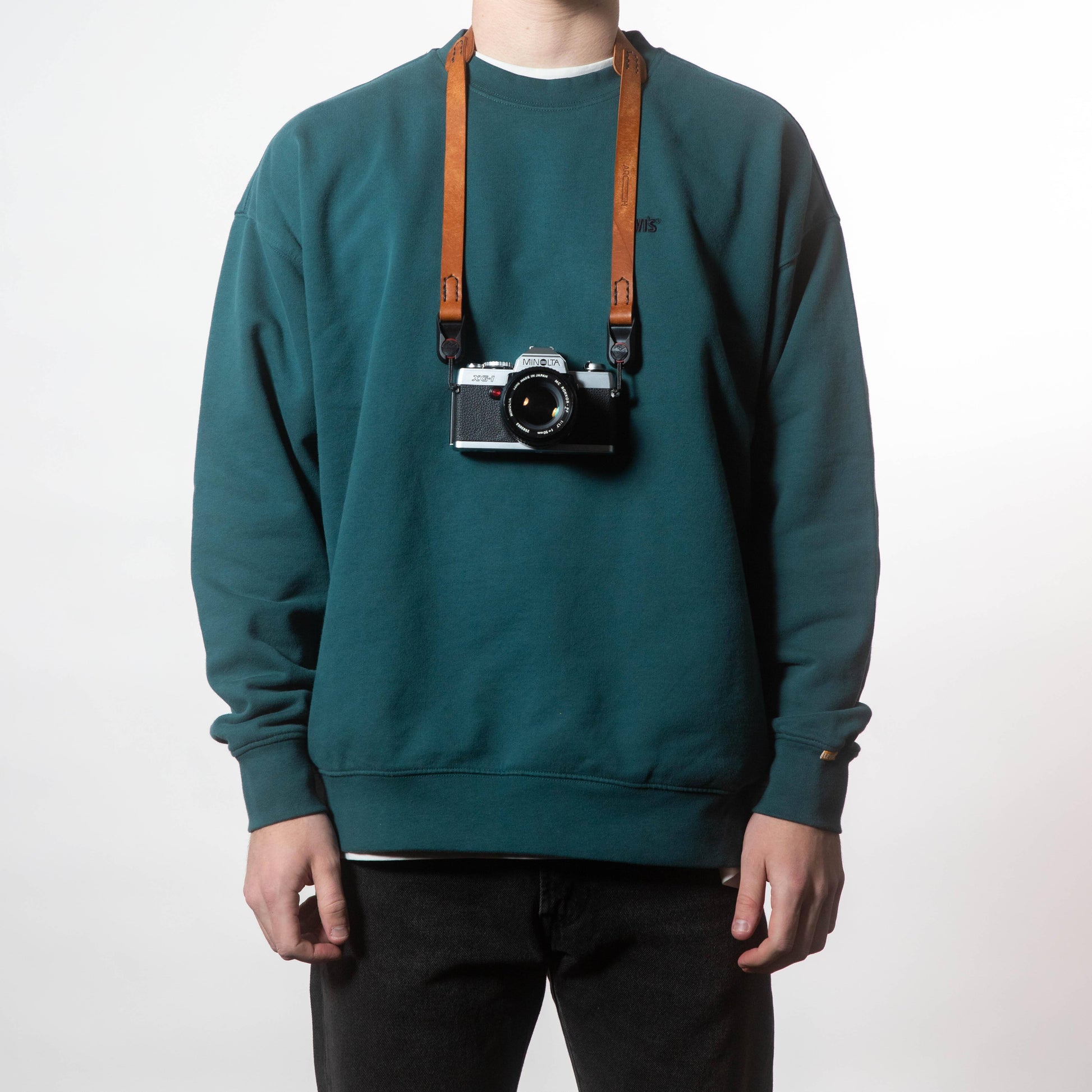 006 Neck Pad Camera Strap with Peak Design Leather Camera Strap Arch Appearance Cognac Short / 72 cm / 28"