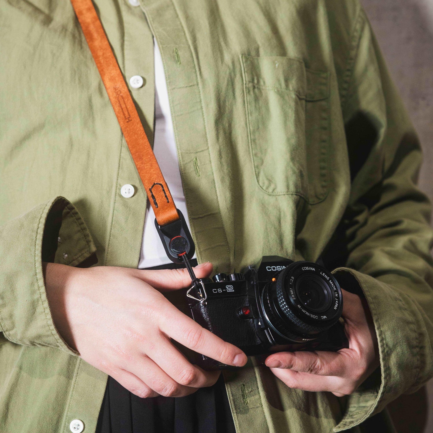 004 Original Leather Camera Strap (Peak Design) - Arch Appearance