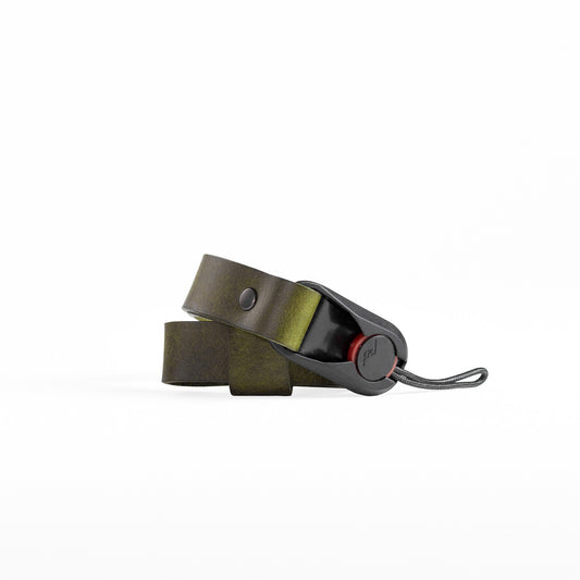 origina leather wrist camera strap with peak design anchor link.